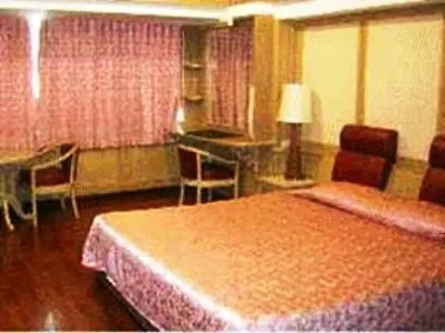Nana Hotel