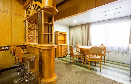 Nana Hotel